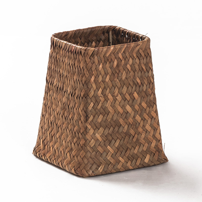 Handmade seaweed woven vase - an elegant gift of natural beauty